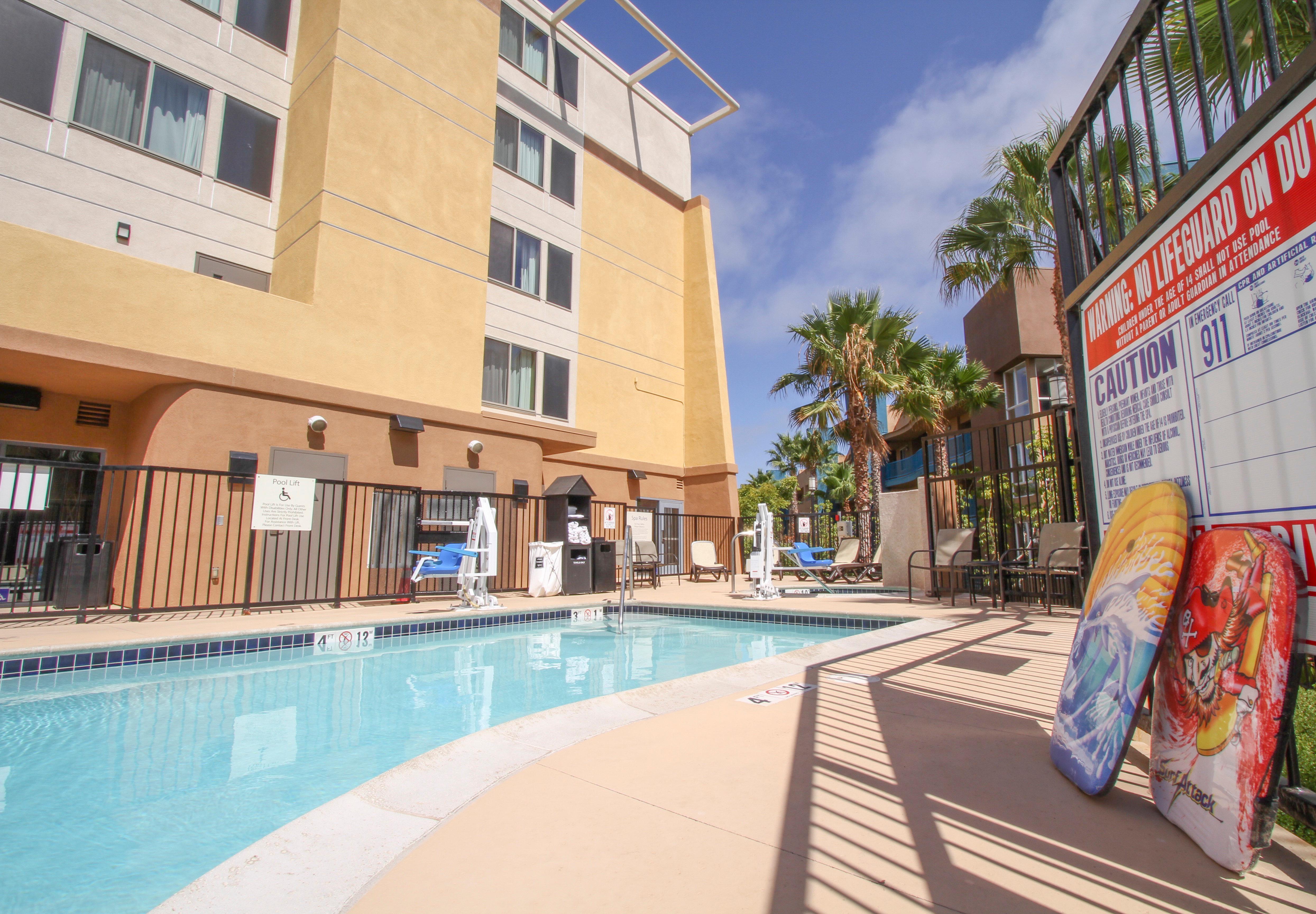 Holiday Inn Oceanside Marina Camp Pendleton By Ihg Luaran gambar