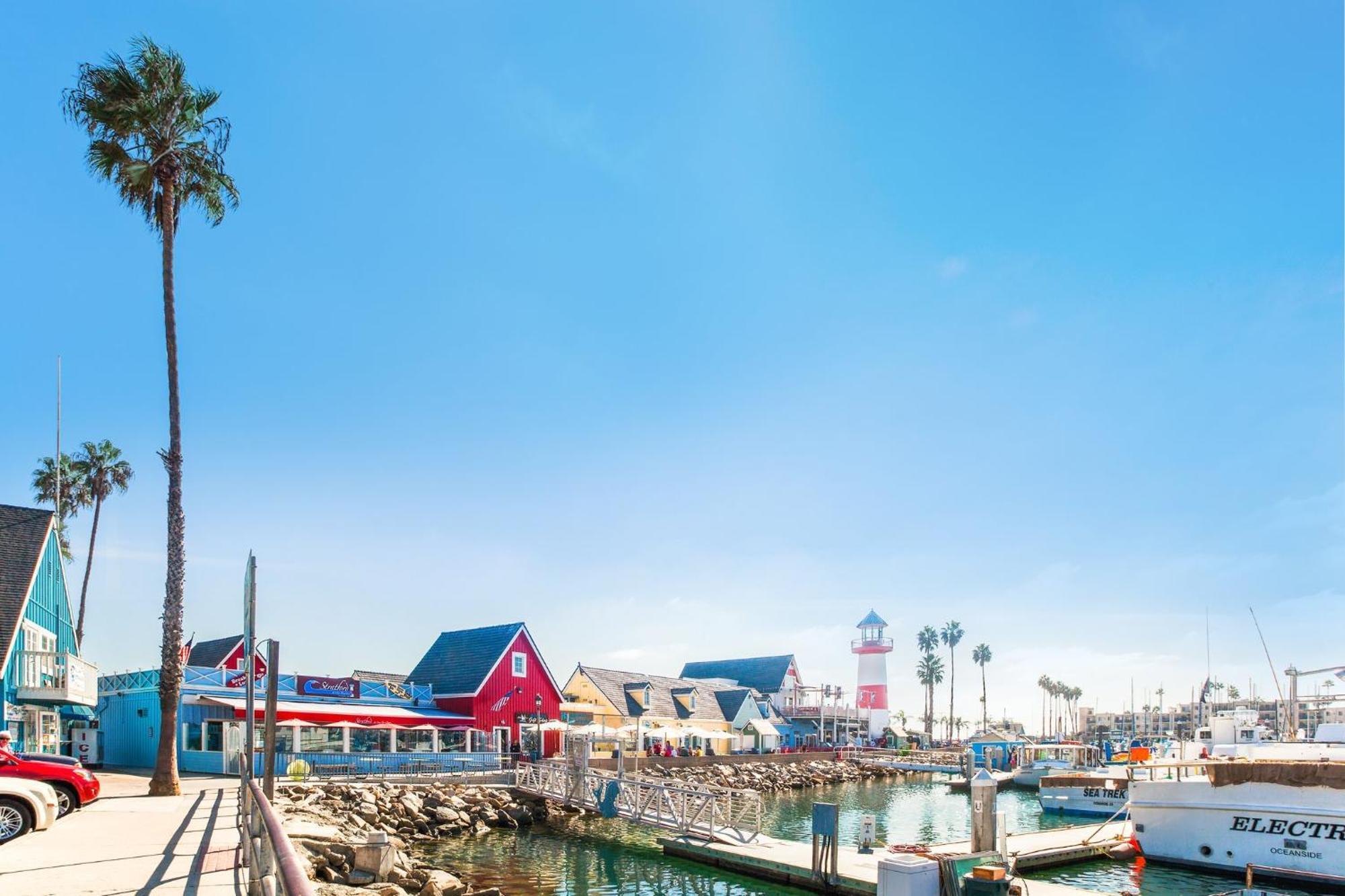 Holiday Inn Oceanside Marina Camp Pendleton By Ihg Luaran gambar